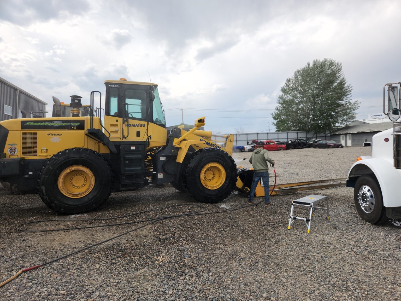 Commercial Vehicle Washing Slick Mobile Detail Services